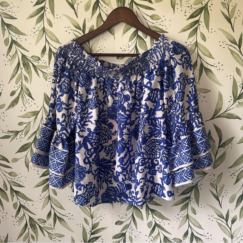 Lilly Pulitzer Kaori Off the Shoulder Top. Small. Blue/White Print. NWT